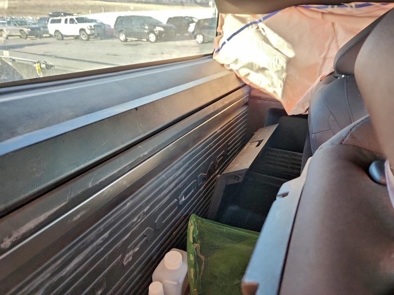 Фото 10 - TOYOTA TACOMA