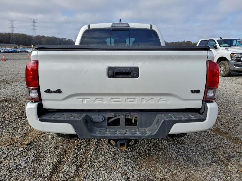 Фото 6 - TOYOTA TACOMA