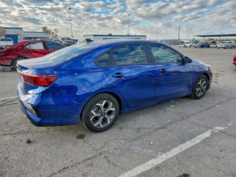 Фото 3 - KIA FORTE