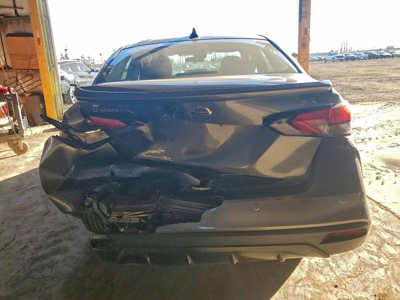 Фото 6 - NISSAN VERSA