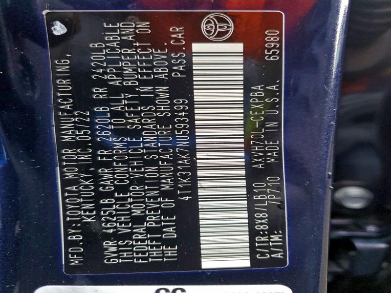 Фото 13 - TOYOTA CAMRY