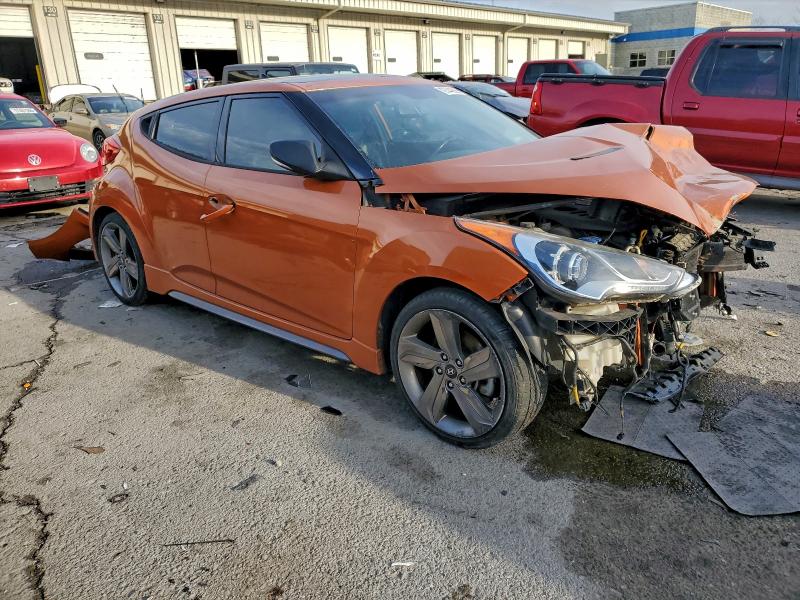 Фото 4 - HYUNDAI VELOSTER