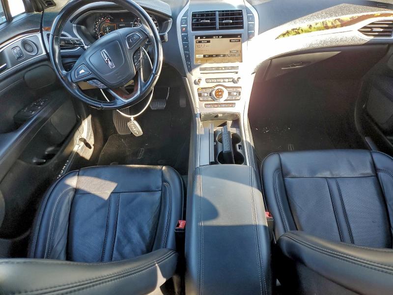 Фото 8 - LINCOLN MKZ