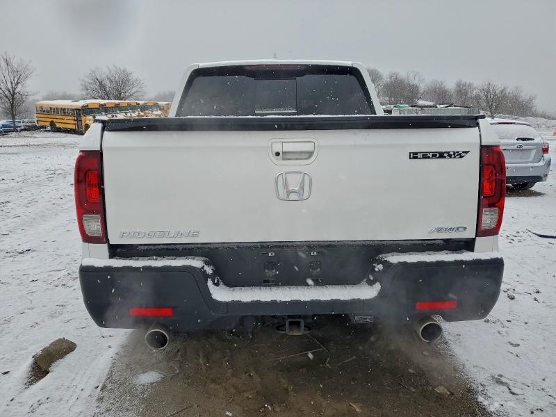 Фото 6 - HONDA RIDGELINE