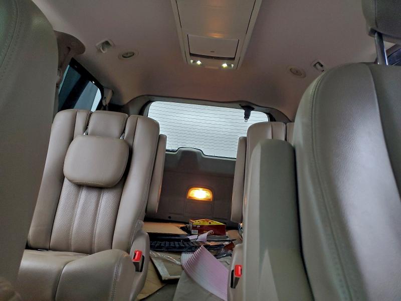 Фото 10 - CHRYSLER MINIVAN