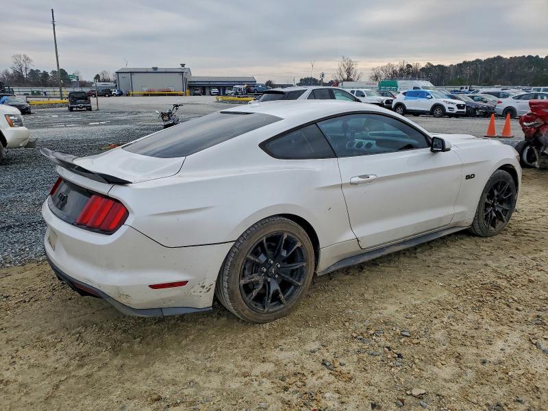 Фото 3 - FORD MUSTANG