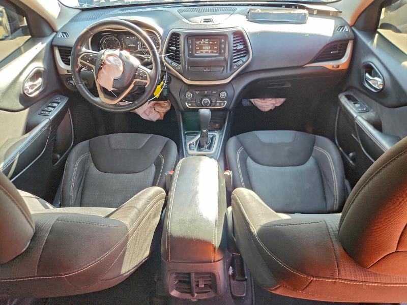 Фото 8 - JEEP GRAND CHER