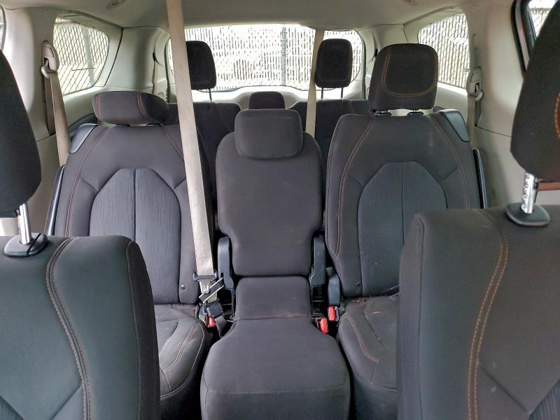 Фото 10 - CHRYSLER PACIFICA