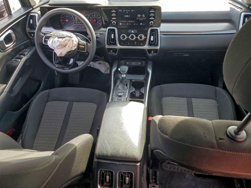 Фото 8 - KIA SORENTO