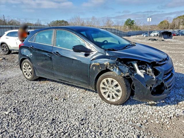 Фото 4 - HYUNDAI ELANTRA