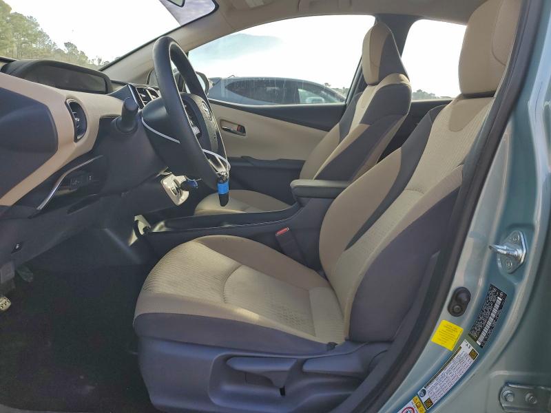 Фото 7 - TOYOTA PRIUS