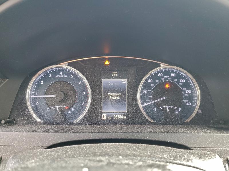 Фото 9 - TOYOTA CAMRY