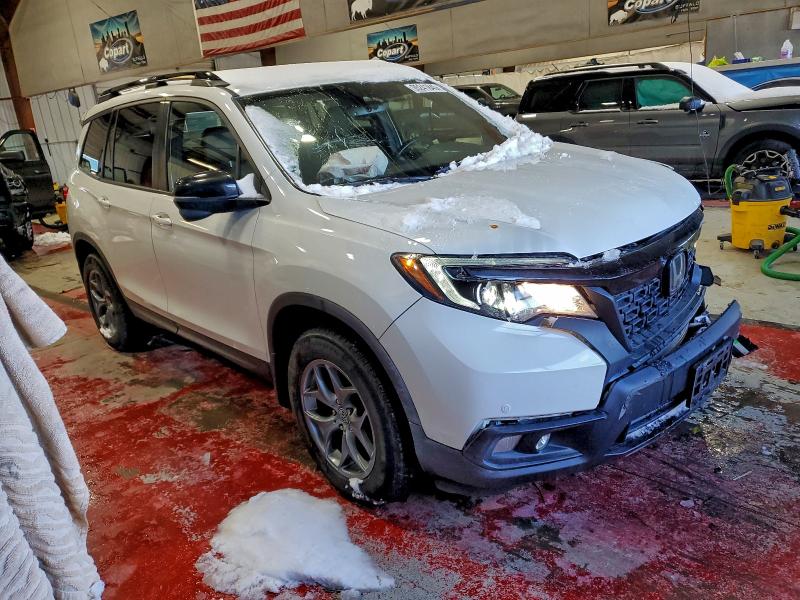 Фото 4 - HONDA PASSPORT