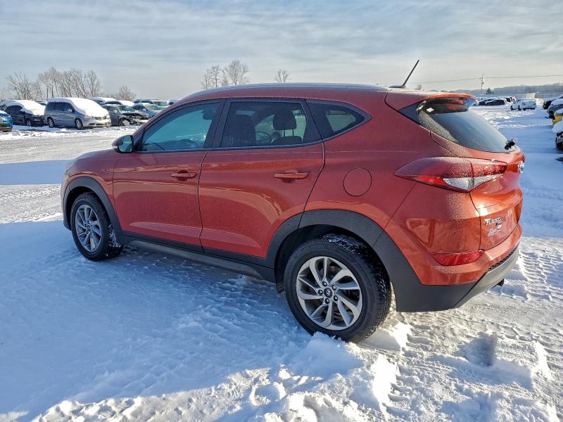 Фото 2 - HYUNDAI TUCSON