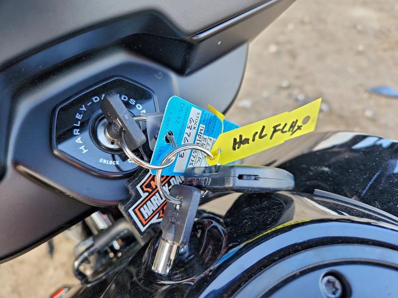 HARLEY-DAVIDSON FL 2025