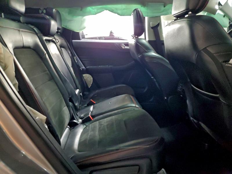 Фото 10 - FORD ESCAPE