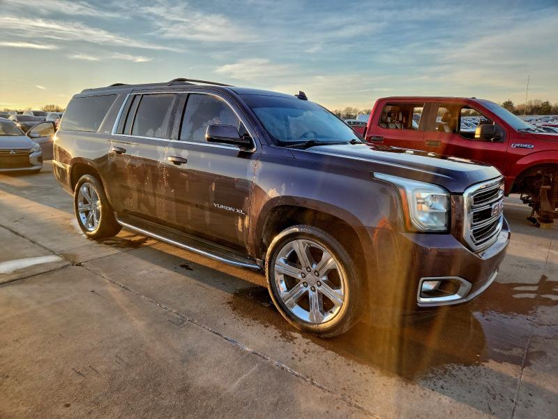 Фото 4 - GMC YUKON