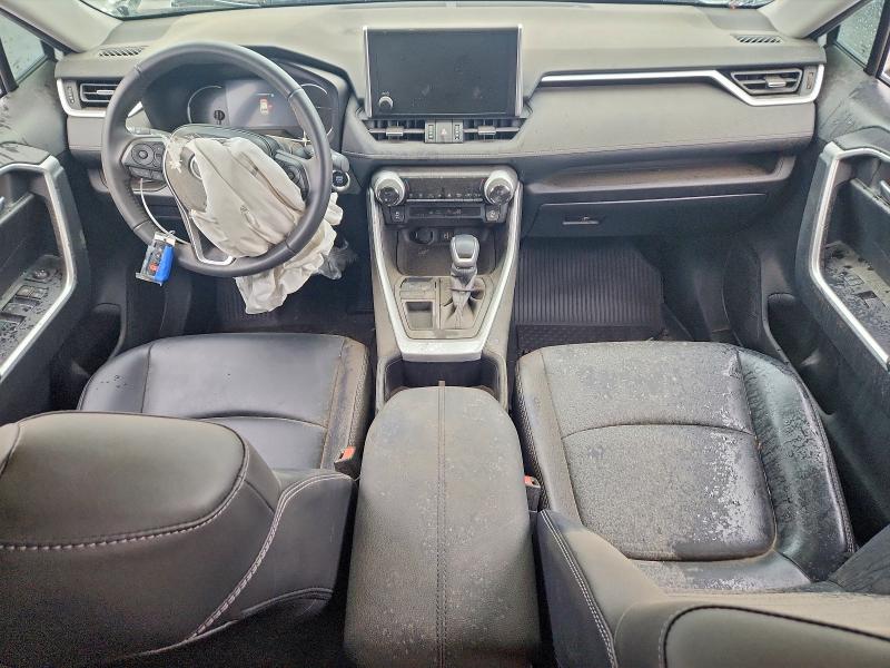 Фото 8 - TOYOTA RAV4