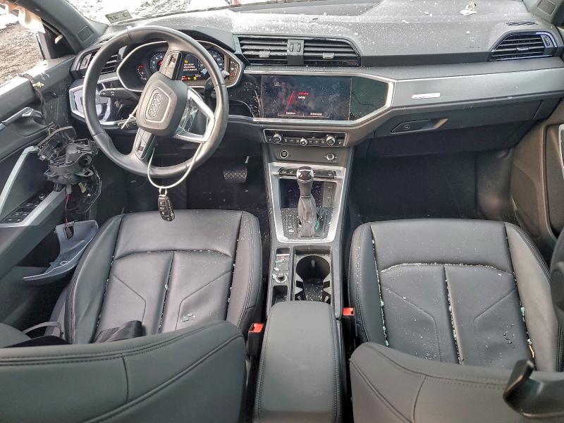 Фото 8 - AUDI Q3