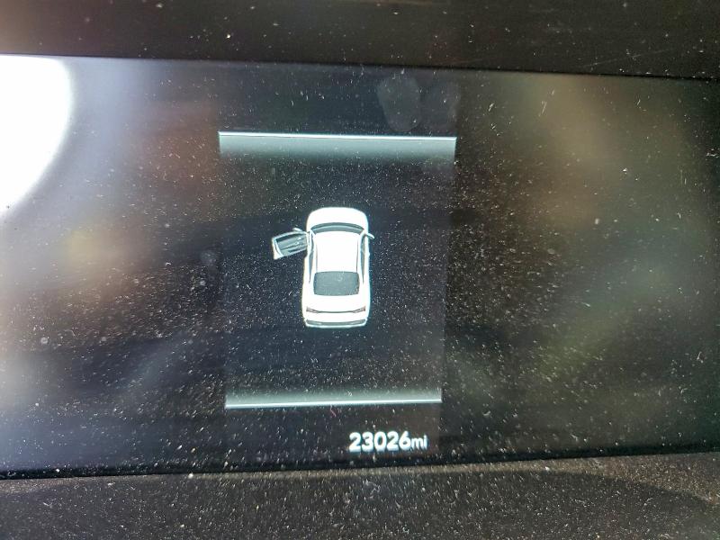 Фото 9 - HYUNDAI ELANTRA