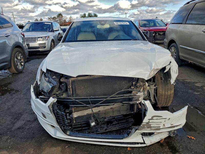 Фото 5 - AUDI A6