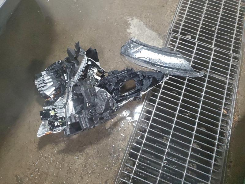 Фото 13 - FORD EDGE