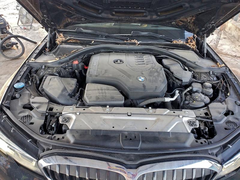 Фото 11 - BMW 3 SERIES