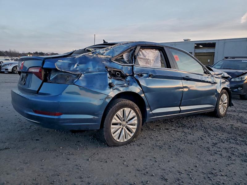 Фото 3 - VOLKSWAGEN JETTA