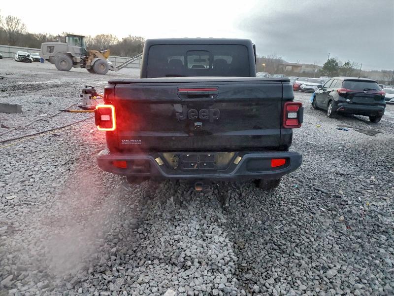 Фото 6 - JEEP GLADIATOR