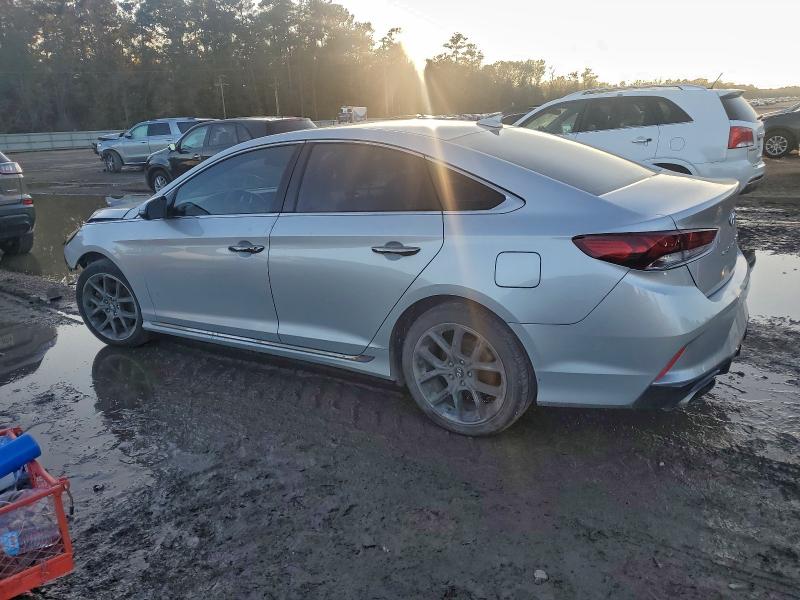 Фото 2 - HYUNDAI SONATA