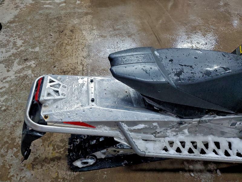 ARCTIC-CAT IC CAT F11 2012