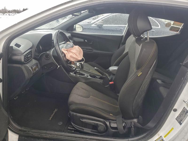 Фото 7 - HYUNDAI VELOSTER