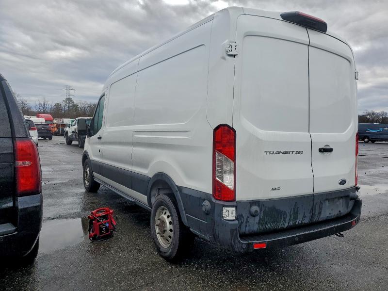 Фото 2 - FORD TRANSIT