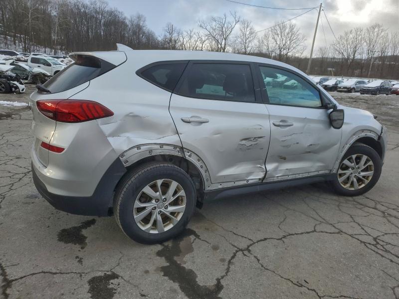 Фото 3 - HYUNDAI TUCSON