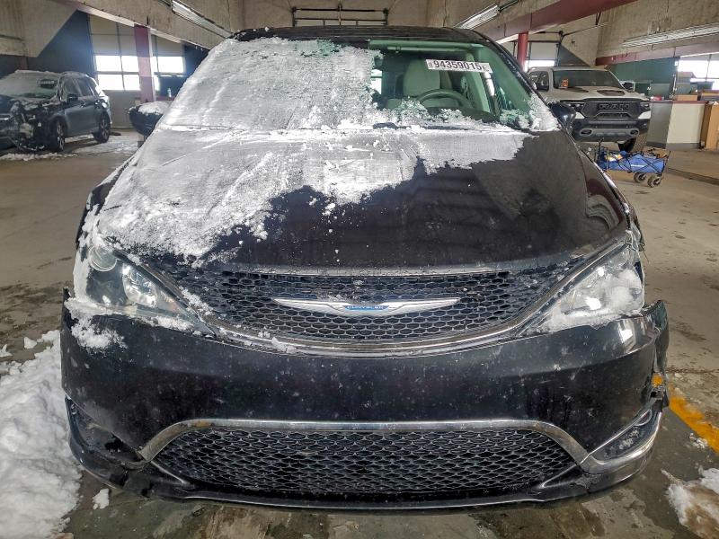 Фото 5 - CHRYSLER PACIFICA