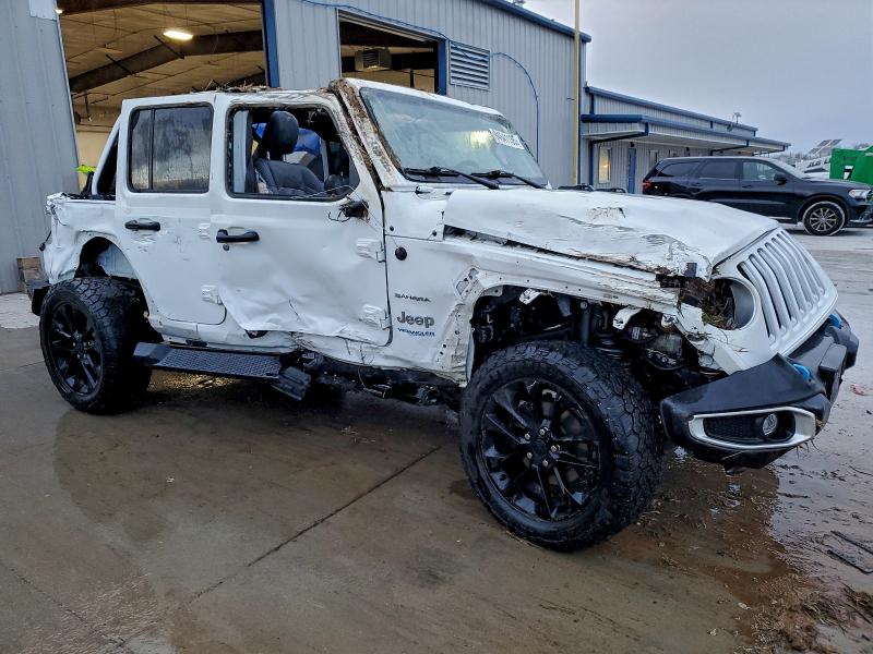 Фото 4 - JEEP WRANGLER