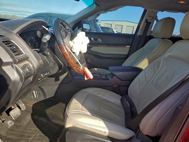 Фото 7 - FORD EXPLORER