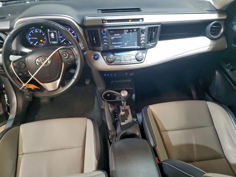 Фото 8 - TOYOTA RAV4