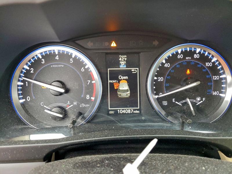 Фото 9 - TOYOTA HIGHLANDER