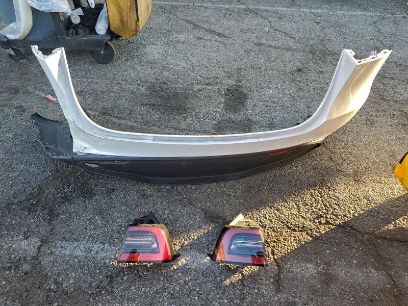 Фото 13 - TESLA MODEL Y