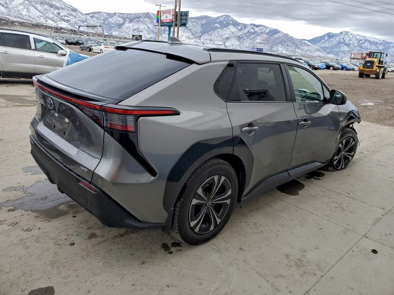 Фото 3 - TOYOTA BZ4X XLE