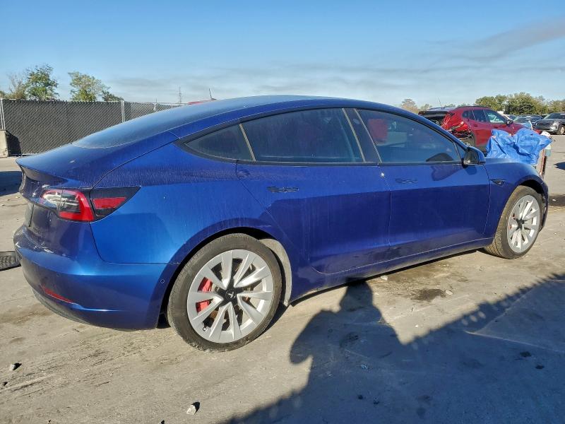 Фото 3 - TESLA MODEL 3