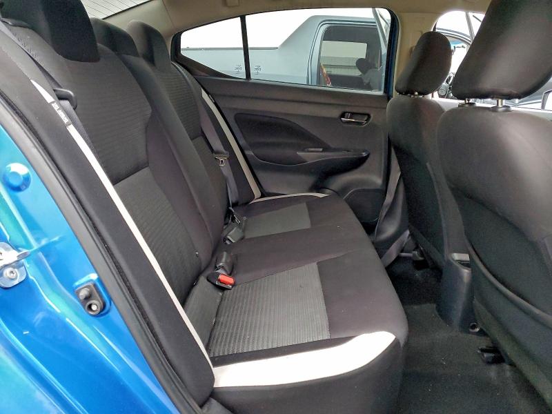 Фото 10 - NISSAN VERSA