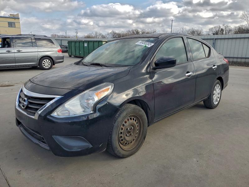 Фото 1 - NISSAN VERSA