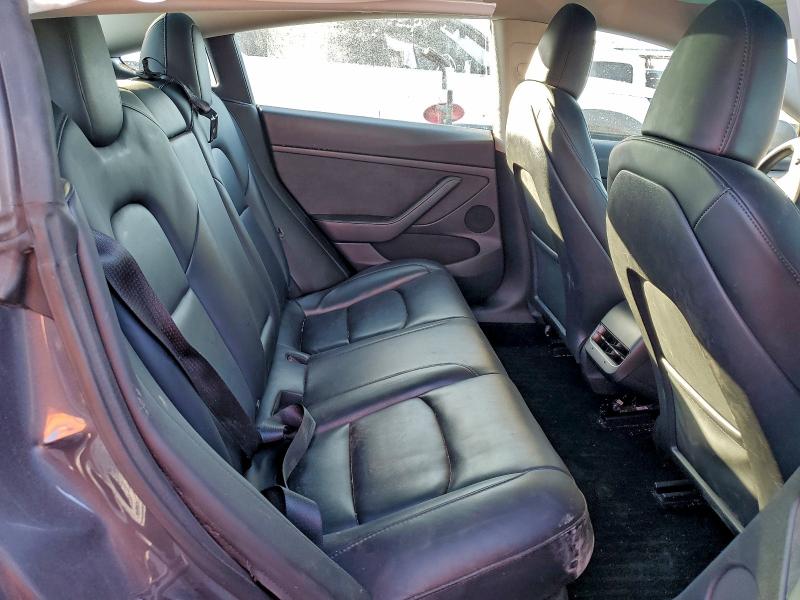 Фото 10 - TESLA MODEL 3