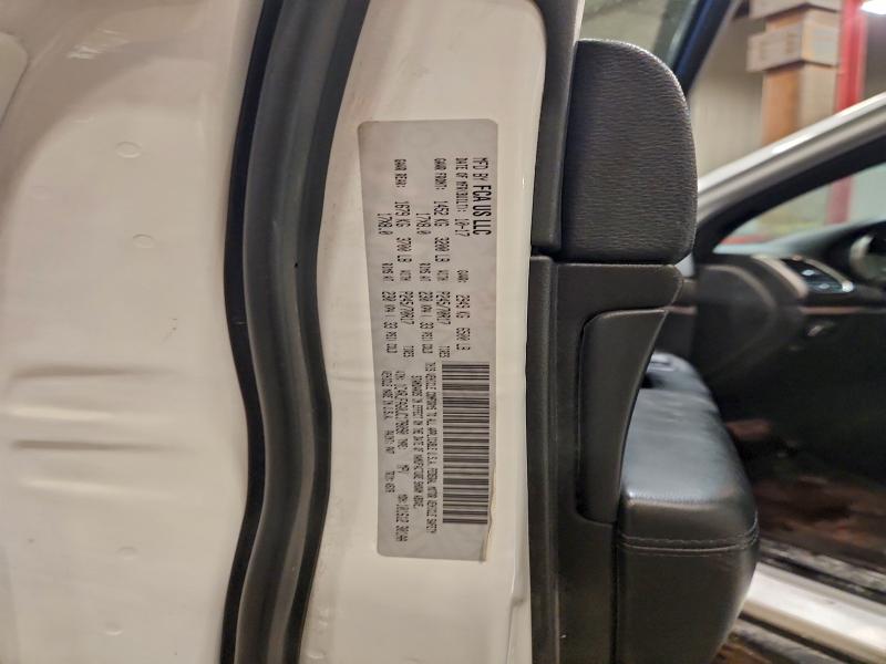 Фото 13 - JEEP GRAND CHER