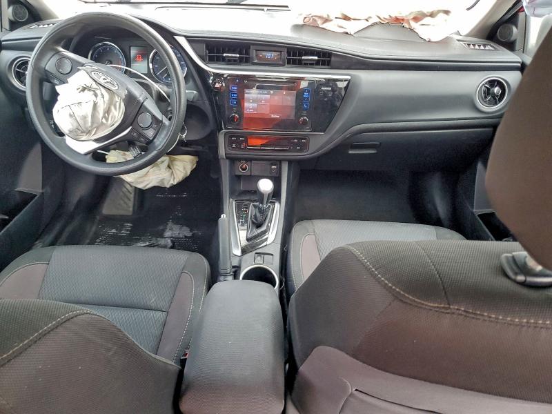 Фото 8 - TOYOTA COROLLA