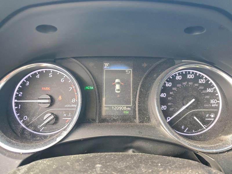 Фото 9 - TOYOTA CAMRY