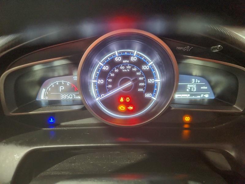 Фото 9 - TOYOTA YARIS