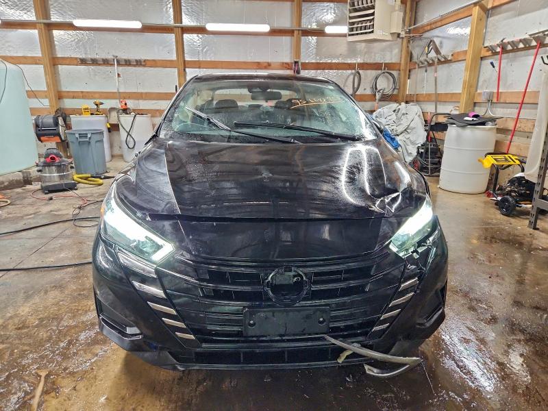 Фото 5 - NISSAN VERSA